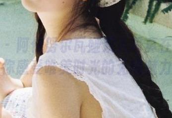 尤果网 - 阿依努尔瓦娅双人写真在线分享，让你感受唯美时光的无限魅力.txt