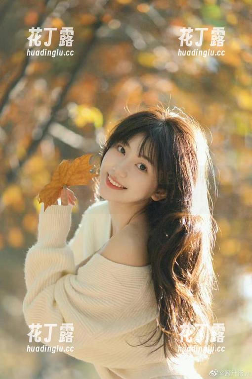 尤物馆 - FoxYini孟狐狸纯白气质高清写真合集，让你心动不已！.txt