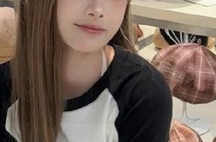 尤蜜荟 - 让心灵震颤的高清写真：娜露selena天使的每一张照片都散发着无与伦比的光彩.txt