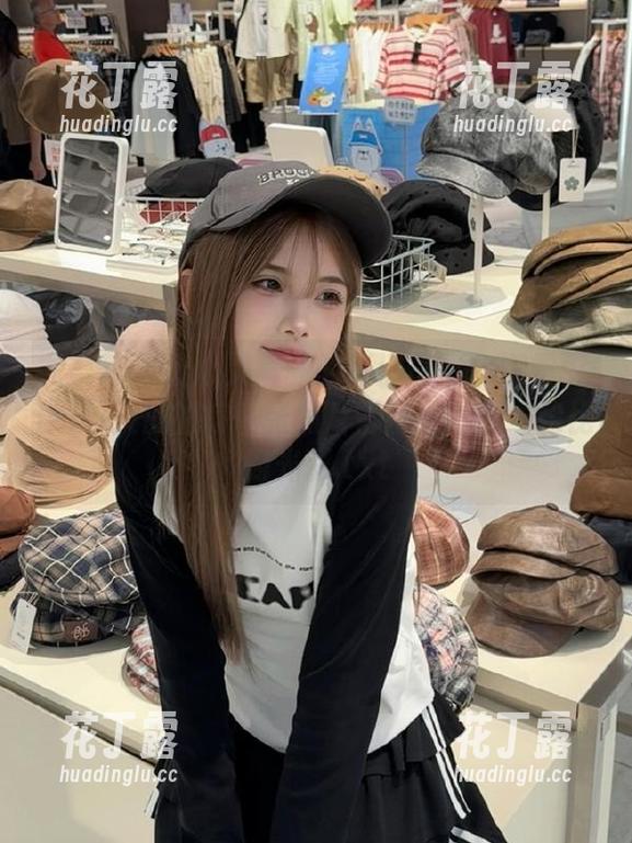 尤蜜荟-娜露selena 尤蜜荟 - 让心灵震颤的高清写真:娜露selena天使的每一张照片都散发着无与伦比的光彩.txt