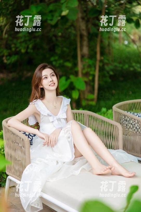 张思允nice 微密圈 - 你一定没见过如此纯白的张思允nice,快来高清图库,给你的眼睛开个会!.txt