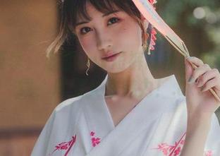 热辣夏季：念雪ww短裤高清原图免费下载，尽显女性魅力！.txt