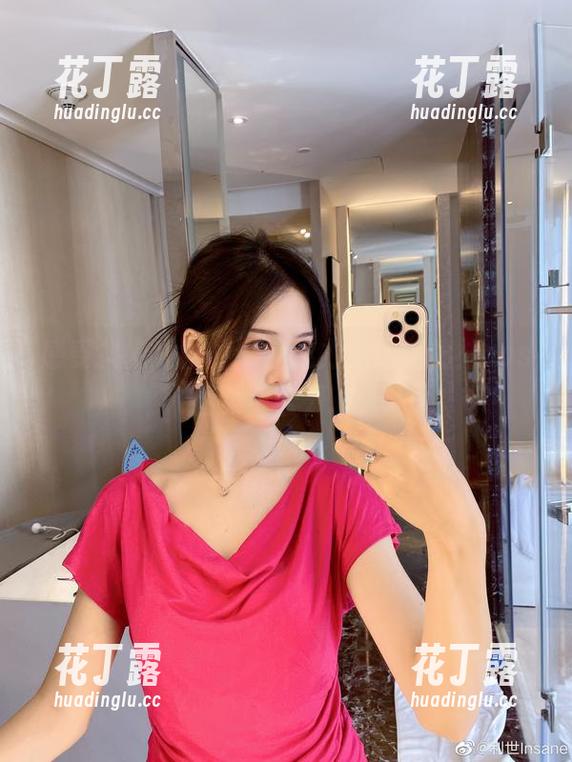 感受抖娘利世的个性魅力，绝美棉袜cos图集大公开.txt