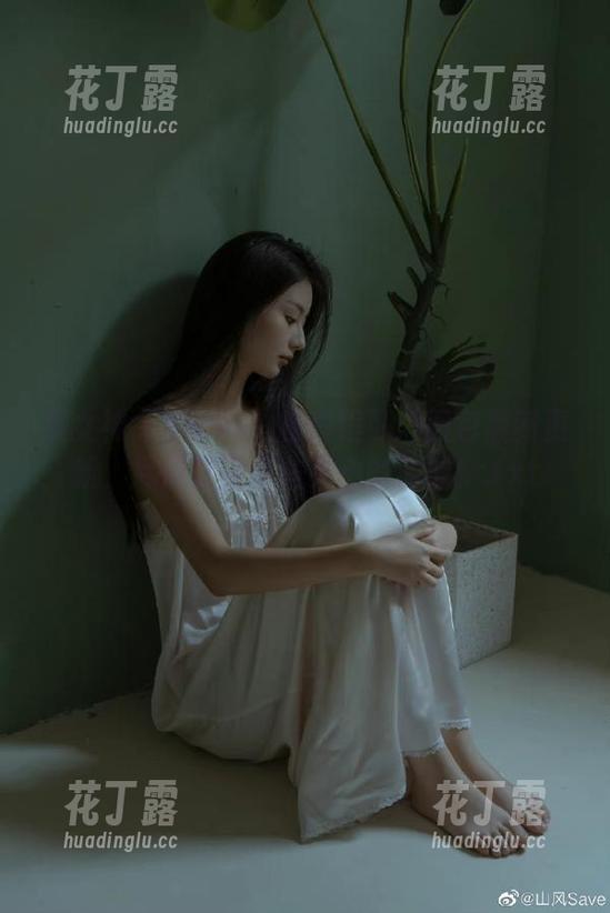 推女神-Kiren_程程程 推女神 - Kiren_程程程可爱图包最新更新,尽情享受这些灵动的时刻!.txt