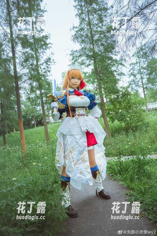 感受无颜小天使wy的魅力：无圣光御姐写真合集闪耀登场.txt