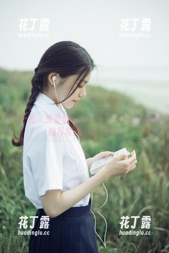 星颜社-梦心玥 星颜社 - 教室里的梦心玥:一组充满创意的写真图包分享.txt