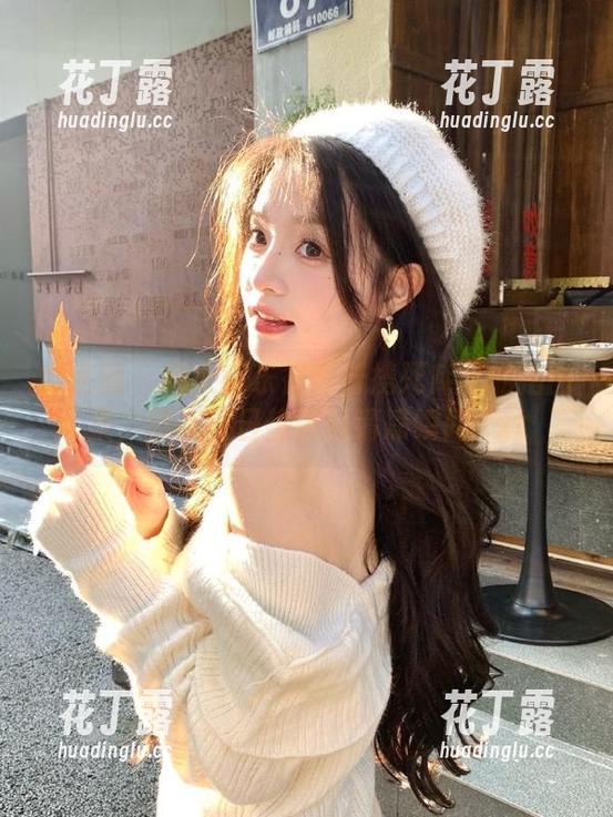 杨大乐乐很靠谱 微密圈 - 杨大乐乐很靠谱携死库水私拍图集,捕捉夏日热情的清凉瞬间.txt