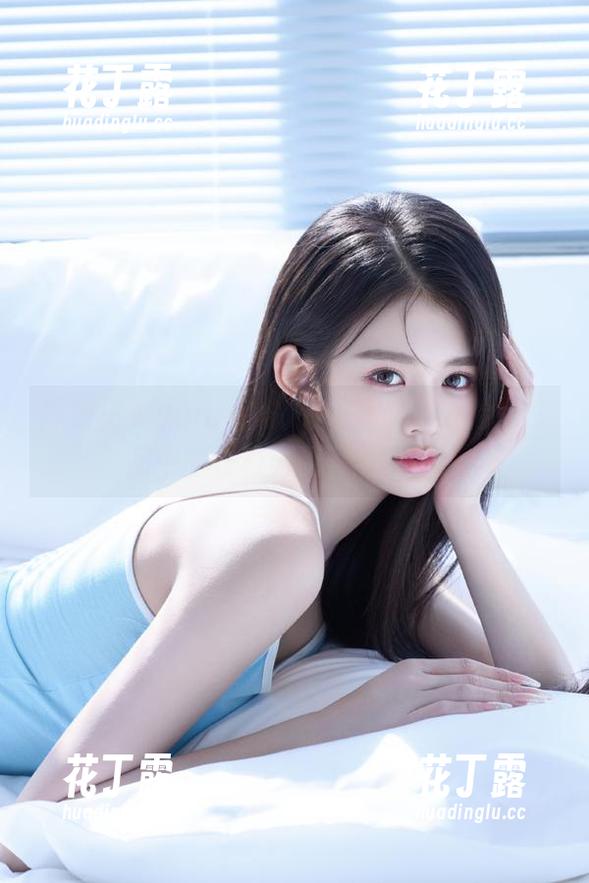 杨衣yangyi 探索杨衣yangyi的御姐世界,观看她作品中的独特时尚灵感!.txt