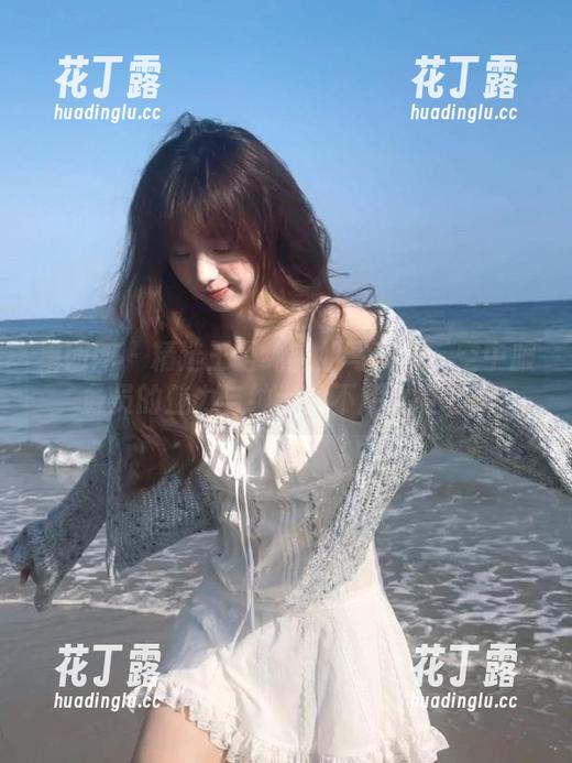果团网 - 精选王语纯空姐写真集：空中服务员的魅力与绅士的不解之缘.txt