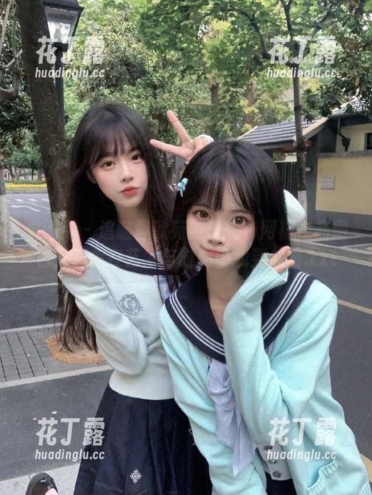 果团网-黄歆苑 果团网 - 追随黄歆苑的镜头:网袜作品图包,让你在艺术与时尚中找到共鸣.txt