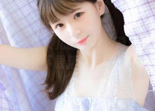 梦丝女神 - 张灵儿的红裙传奇：探索图库，免费下载精彩瞬间！.txt