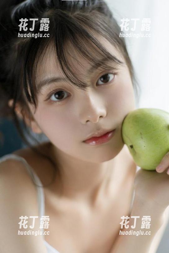 梦丝女神 - 最新玥玥家居小淑女套图：家就是我的舞台，偶尔也想破罐子破摔！.txt