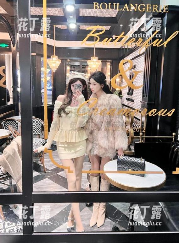 梦丝女神 - 花月舞的厨娘写真集：每一帧都是艺术，免费下载喜爱作品.txt