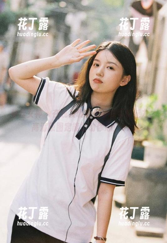 梦丝女神 - 在线发现魏婷婷的可爱魅力，高清原图定能打动你心！.txt