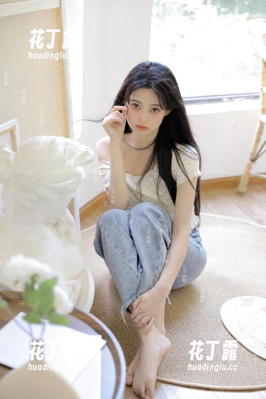 森萝财团-aika 森萝财团 - 悦目之选:Aika少女写真原图精选,尽显少女情怀.txt