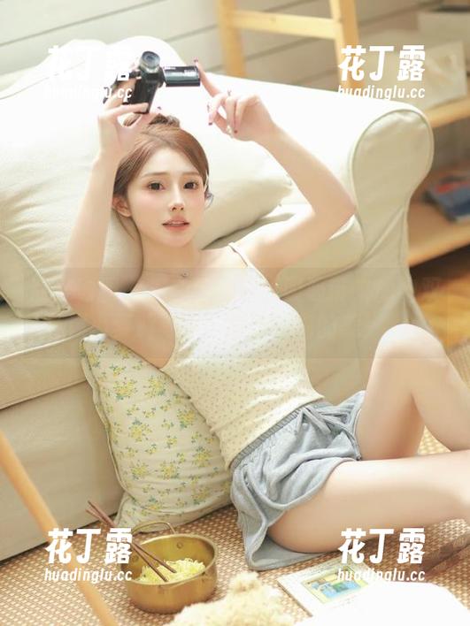 森萝财团-吸吸 森萝财团 - 福利时间到!吸吸带来旗袍双马尾小萝莉写真,眼前一亮的美!.txt