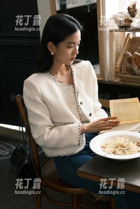 来自森萝财团的“丝秀”壁纸原图，体验绝美摄影艺术的极致魅力！.txt
