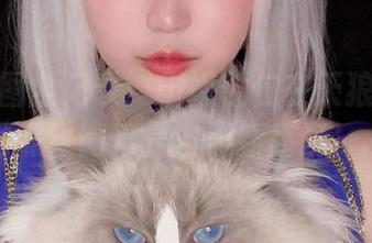 最新原图全记录：椒妮佐仁在天狼星的搞笑写照，简直是自黑新高度！.txt