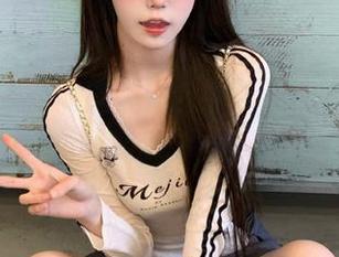 模范学院 - 精选美图！熊吖BOBO少女写真，展现她的独特韵味与青春活力.txt