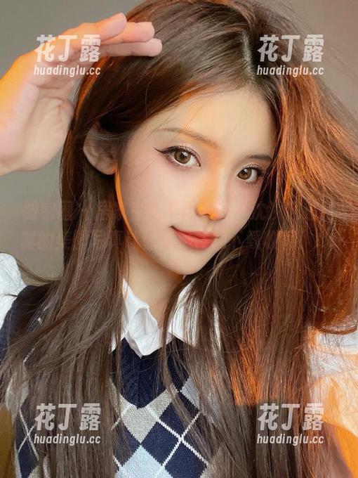 沈汝凡超哇塞 微密圈 - 居家生活不再单调,沈汝凡超哇塞的美图写真让你忍不住想下载收藏!.txt