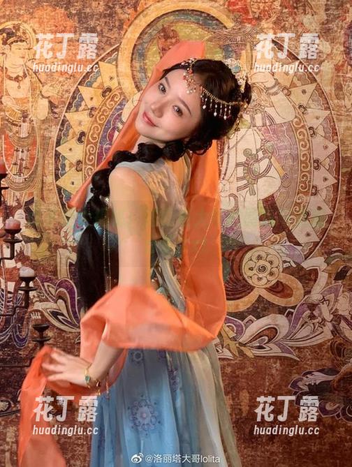 水手服大揭秘：洛丽塔大哥的图包与资源分享.txt