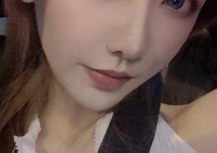 昔日学妹如今源纱希喵喵喵，快来看看这张原图图集的趣事！.txt