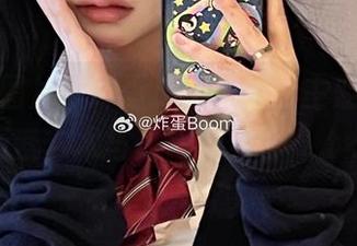 更新新图片：炸蛋Boom镂空主题作品，探索艺术与时尚的结合！.txt