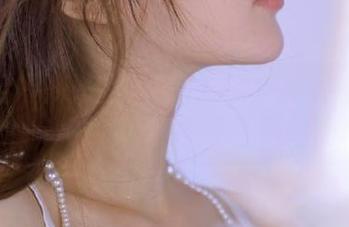 爱美足 - 妍妍的秘密美图分享：感受她每一拍的灵动与魅力！.txt