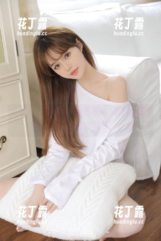 爱蜜社 - 乐薇Vivi倾情奉献，最新校服图包更新来了，快来围观！.txt