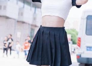 爱蜜社 - 小热巴旅拍写真合集：与镜头共享的绝美旅行瞬间.txt