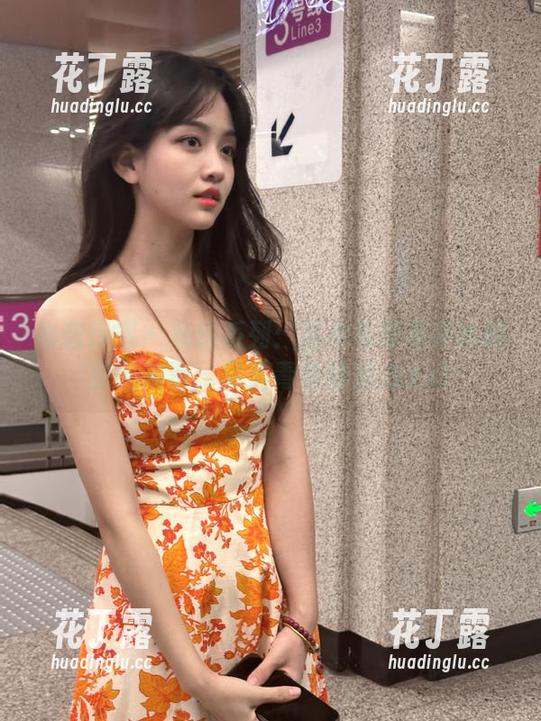 物恋传媒-嘉木 物恋传媒 - 私拍系列:嘉木与夏有乔木的原图故事,尽显青春的魅力.txt