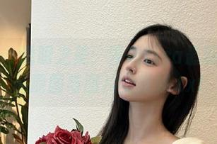猫萌榜 - 透明之美：雪瑞Lisa最新写真作品原图与图片全揭秘.txt