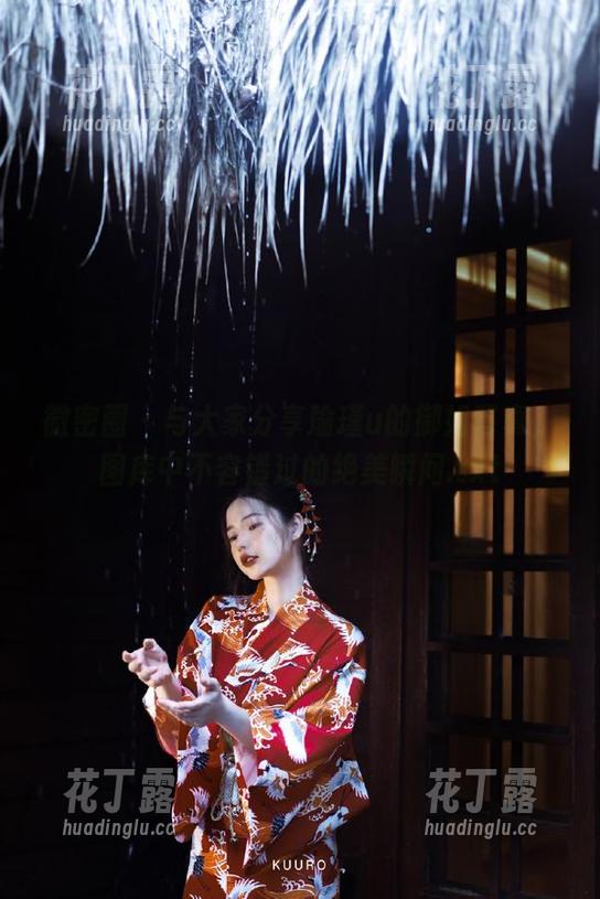 瑜瑾u 微密圈 - 与大家分享瑜瑾u的御姐写真,图库中不容错过的绝美瞬间.txt