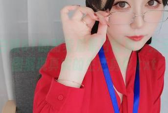 爱上白银81的甜美后辈日常篇：无圣光美图展现真实的生活剪影.txt