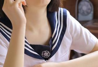 秀人网 - lucky咏丹的精彩女仆私拍美图，一次性满足你对可爱与文艺的所有幻想哟！.txt