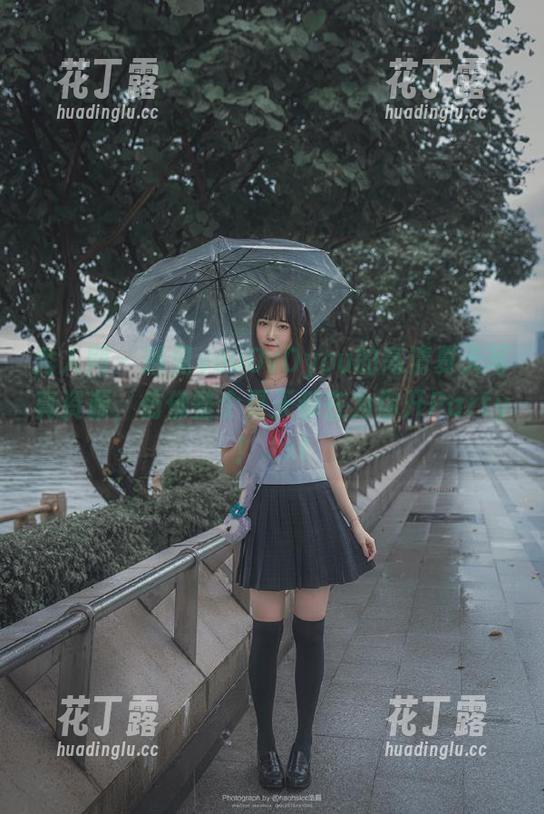 秀人网-youOvOyou 秀人网 - 遇见youOvOyou的高清夏天写真资源,仿佛整个夏天都在为你开Party!.txt