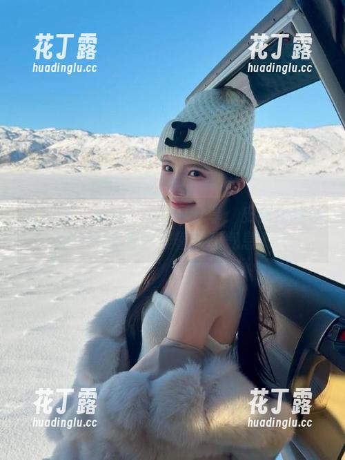 秀人网-史雨姐姐 秀人网 - 最新温柔写真分享:史雨姐姐让每一瞬间都弥漫着柔和气息.txt