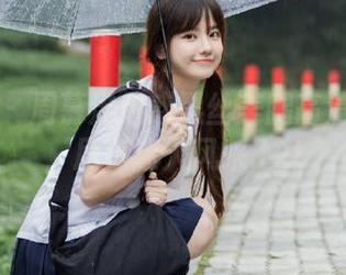 秀人网 - 周慕汐魅惑黑丝美腿高清图集合，尽享迷人风采.txt