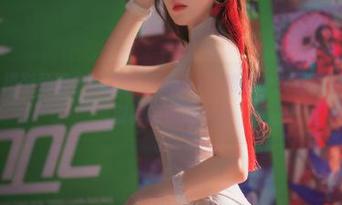 秀人网 - 摄影师眼中的周慕汐baby：她的少女写真与照片展现别样的魅力.txt