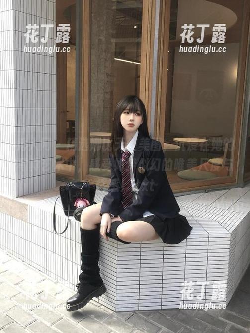 秀人网 - 精选娜比天使美图，沉浸在她的写真艺术中，感受如梦似幻的唯美尺度与情感！.txt
