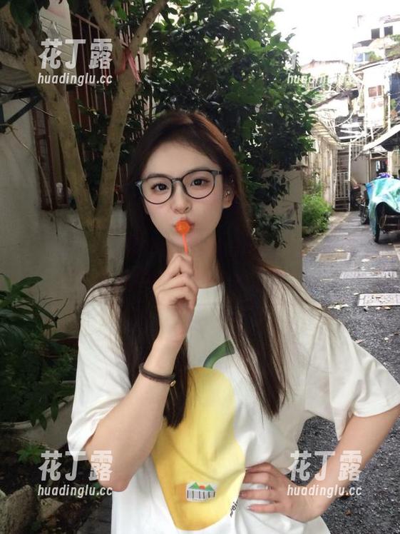 秀人网-小蛮妖_honey 秀人网 - 透视小蛮妖_honey:探索她写真作品中的透明艺术之美.txt