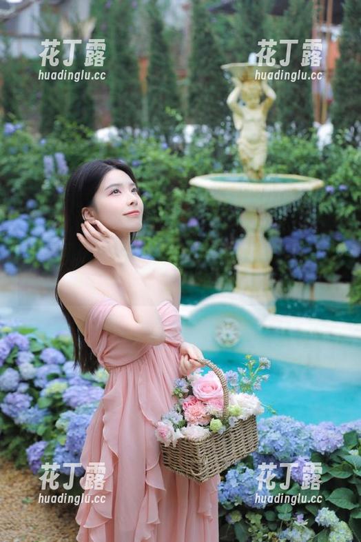 秀人网 - 优雅与活力交融，戴允祺zoe水手服写真全集带你领略新视界.txt