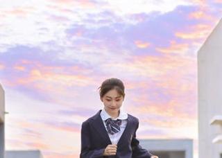 秀人网 - 最新力作亮相：解锁抖娘利世女王作品中的秘密与魅力.txt