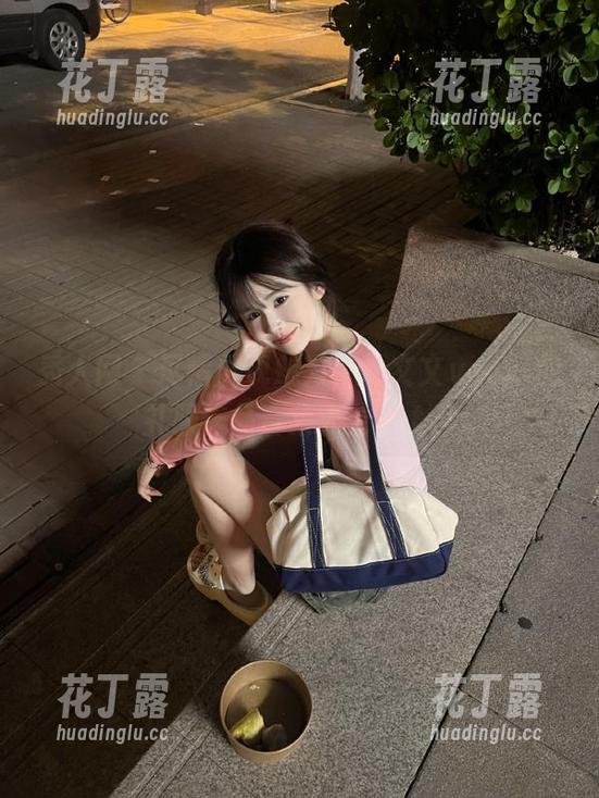 秀人网-林文文yooki 秀人网 - 尽情展现魅力,林文文yooki的礼服作品合集大公开.txt