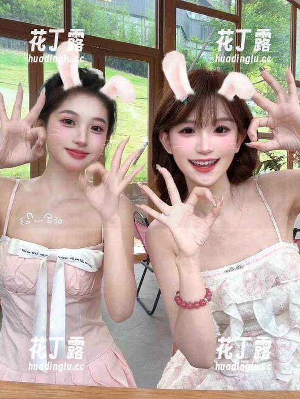 秀人网-柚子178 秀人网 - 柚子178浴室高清图集:水光潋滟,她的每一个动作都如诗如画.txt