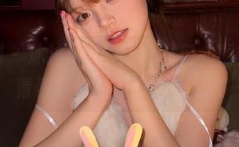秀人网 - 沐沐baby甜心图包，倾情演绎青春梦幻的写真合集.txt