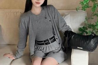 秀人网 - 最新袁圆白丝写真原图分享，展现她的青春气息与无限魅力，绝对不容错过！.txt