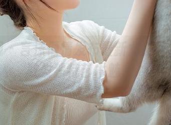 秀人网 - 言沫倾情发布最新女孩写真合集，散发独特艺术魅力.txt