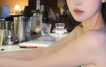 秀人网 - 只为清纯而来！赵惟依coco私房写真展现真实的美丽与纯真！.txt