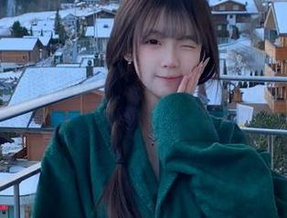 秀人网 - 陈念灵Vickyao职业装风采揭秘：时尚职场写真图集精选合集.txt